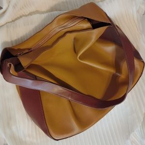 🌟3 $10 items for $20Street level slouch tote